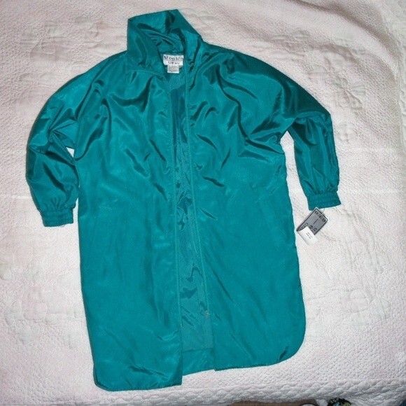 Lightweight Rain Coat / Slicker Jacket Womens Sz L NEW - Picture 1 of 5
